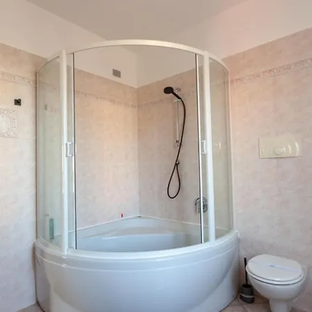 A Away From By Alex Apartment Busto Arsizio